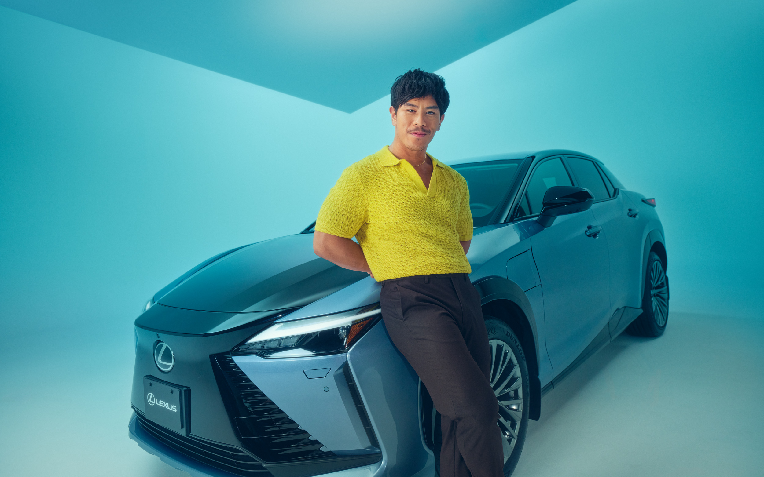 vividgrey-CARLSON_LEXUS_CA_01