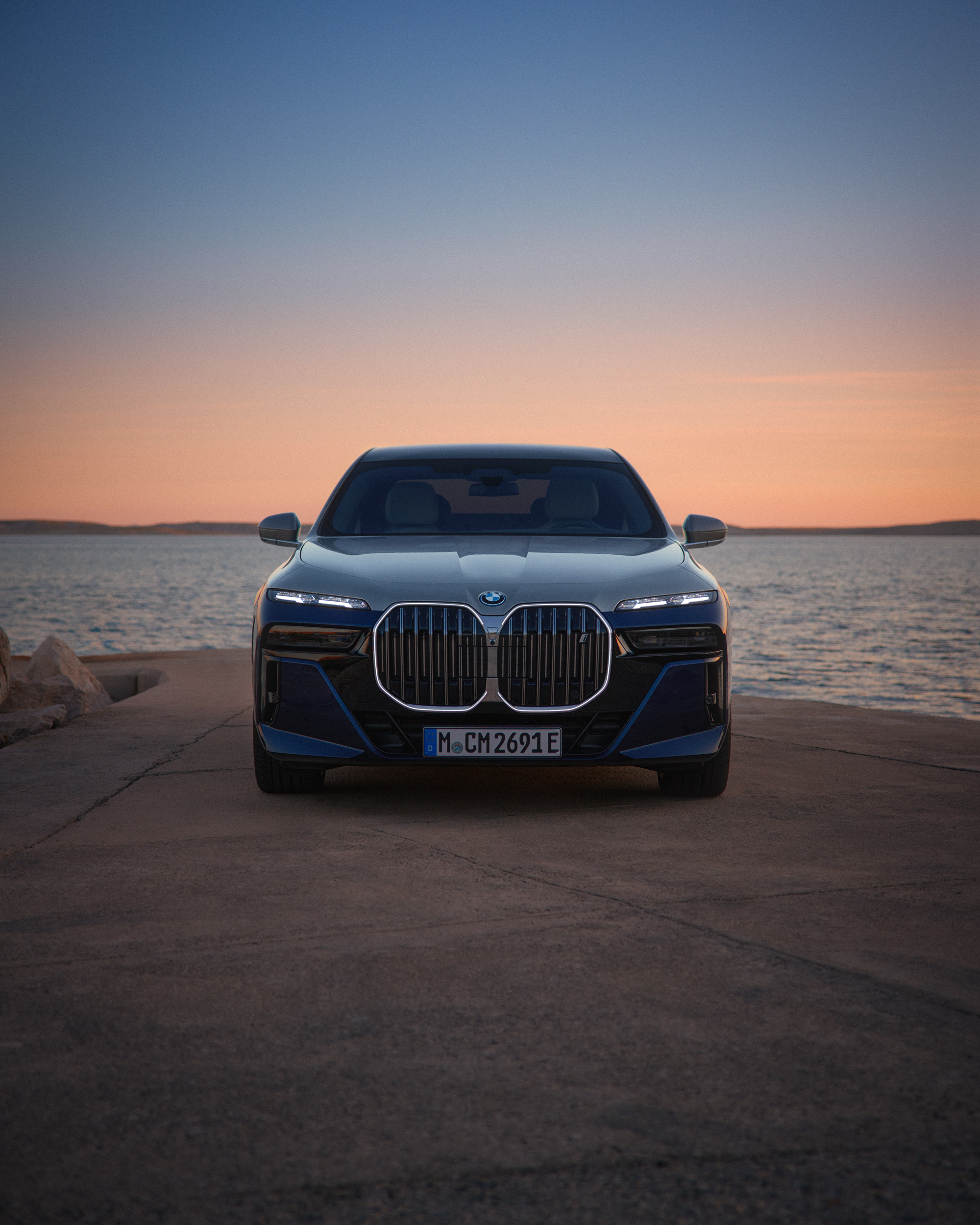 vividgrey-HØJKANT_BMW-BEV_02