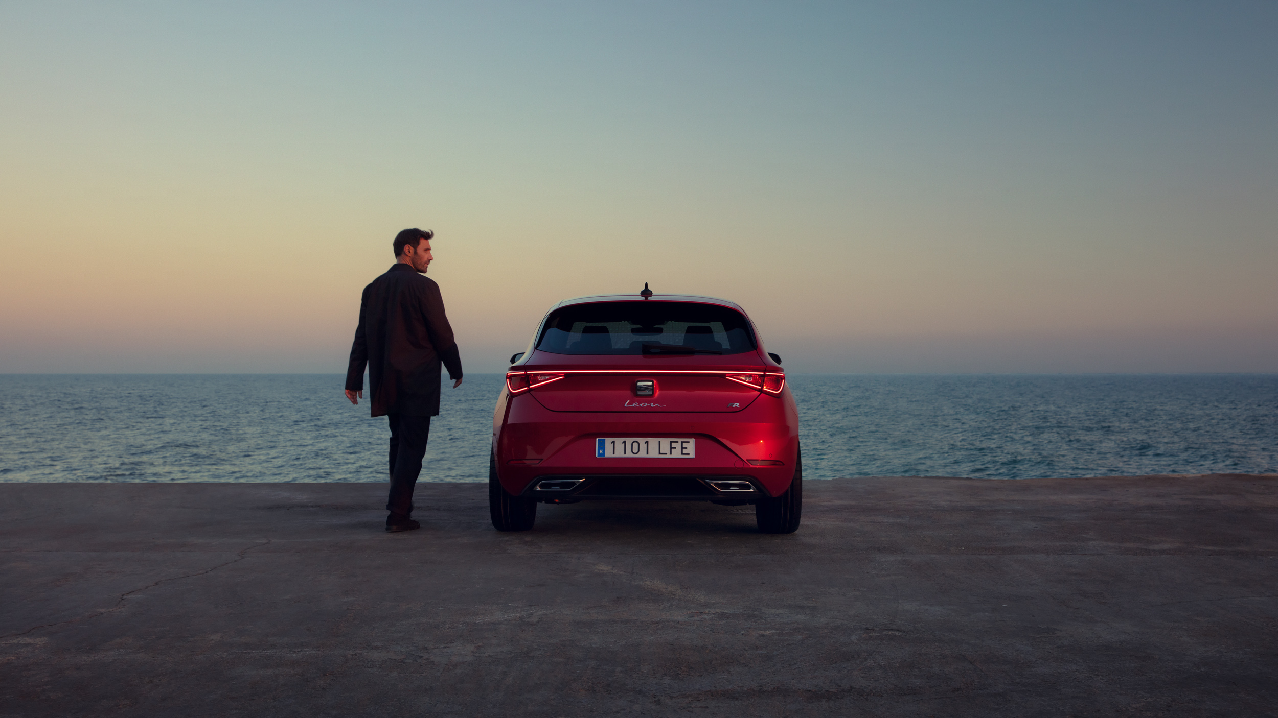 vividgrey_ADORF_Seat_Leon_10