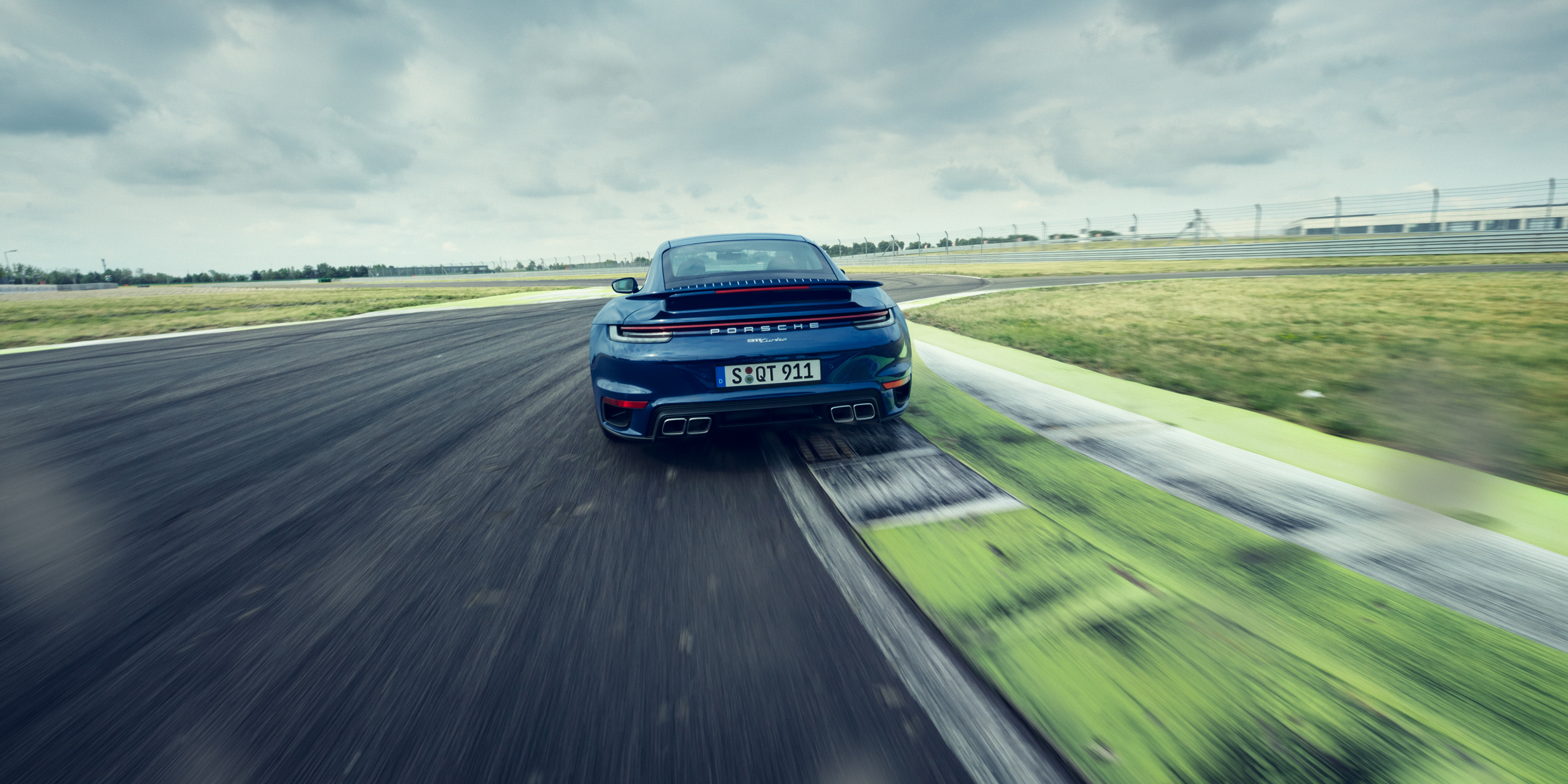 vividgrey_BABIC_Porsche-911Turbo_Leipzig_06