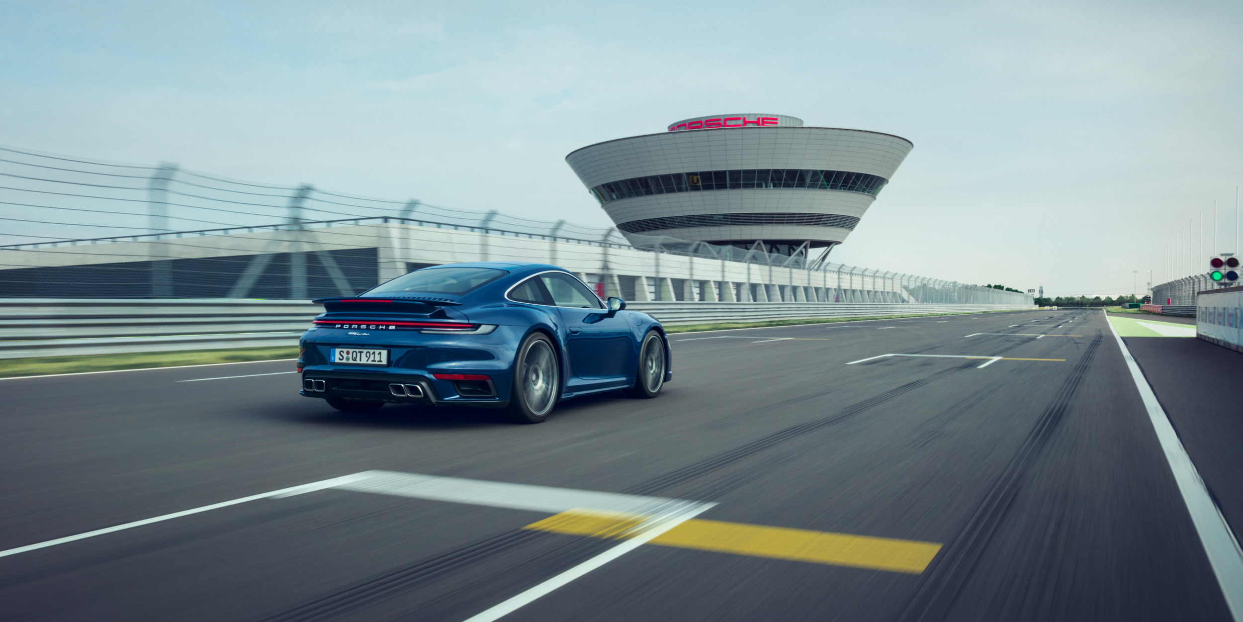 vividgrey_BABIC_Porsche-911Turbo_Leipzig_08