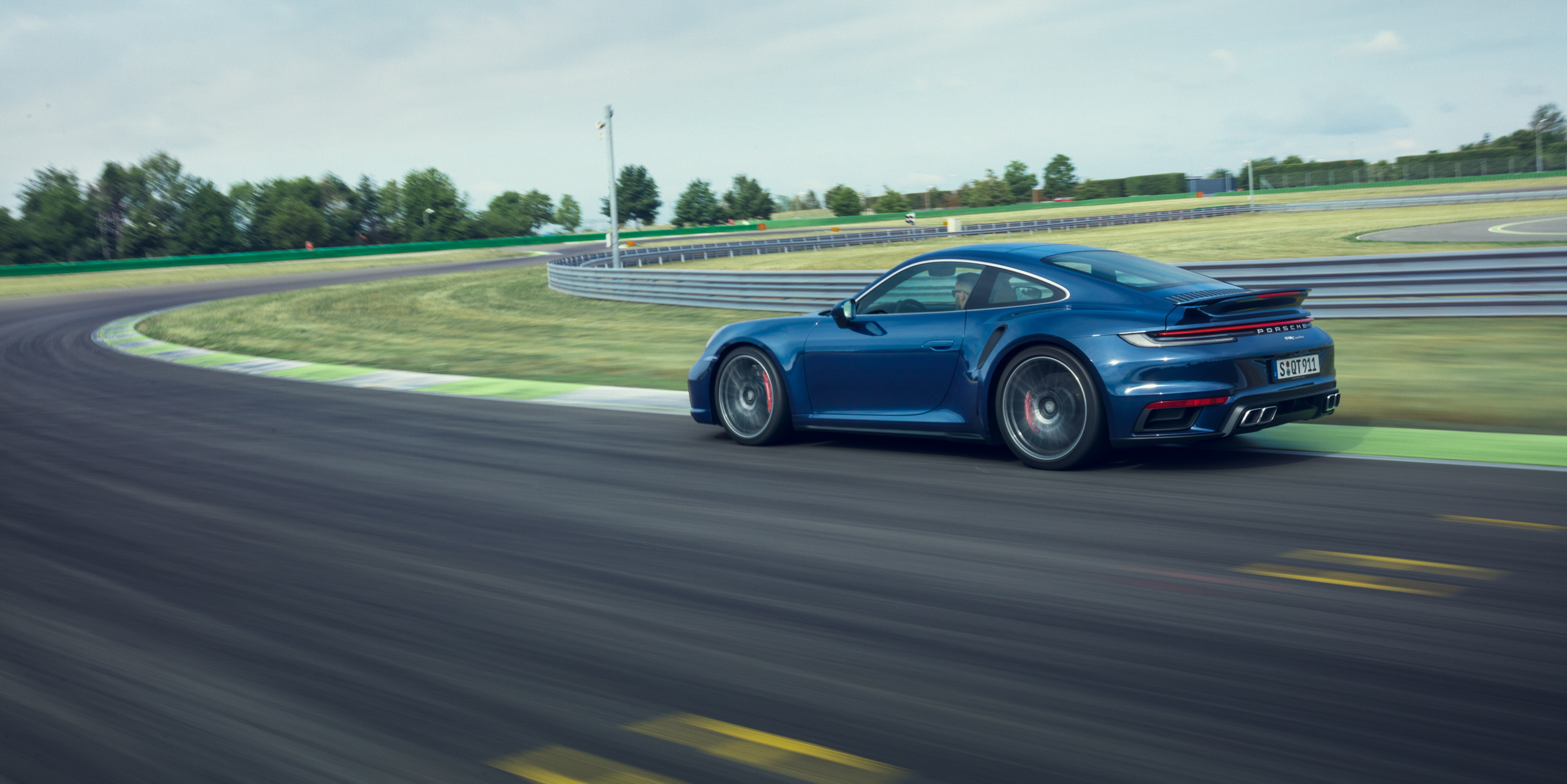 vividgrey_BABIC_Porsche-911Turbo_Leipzig_09