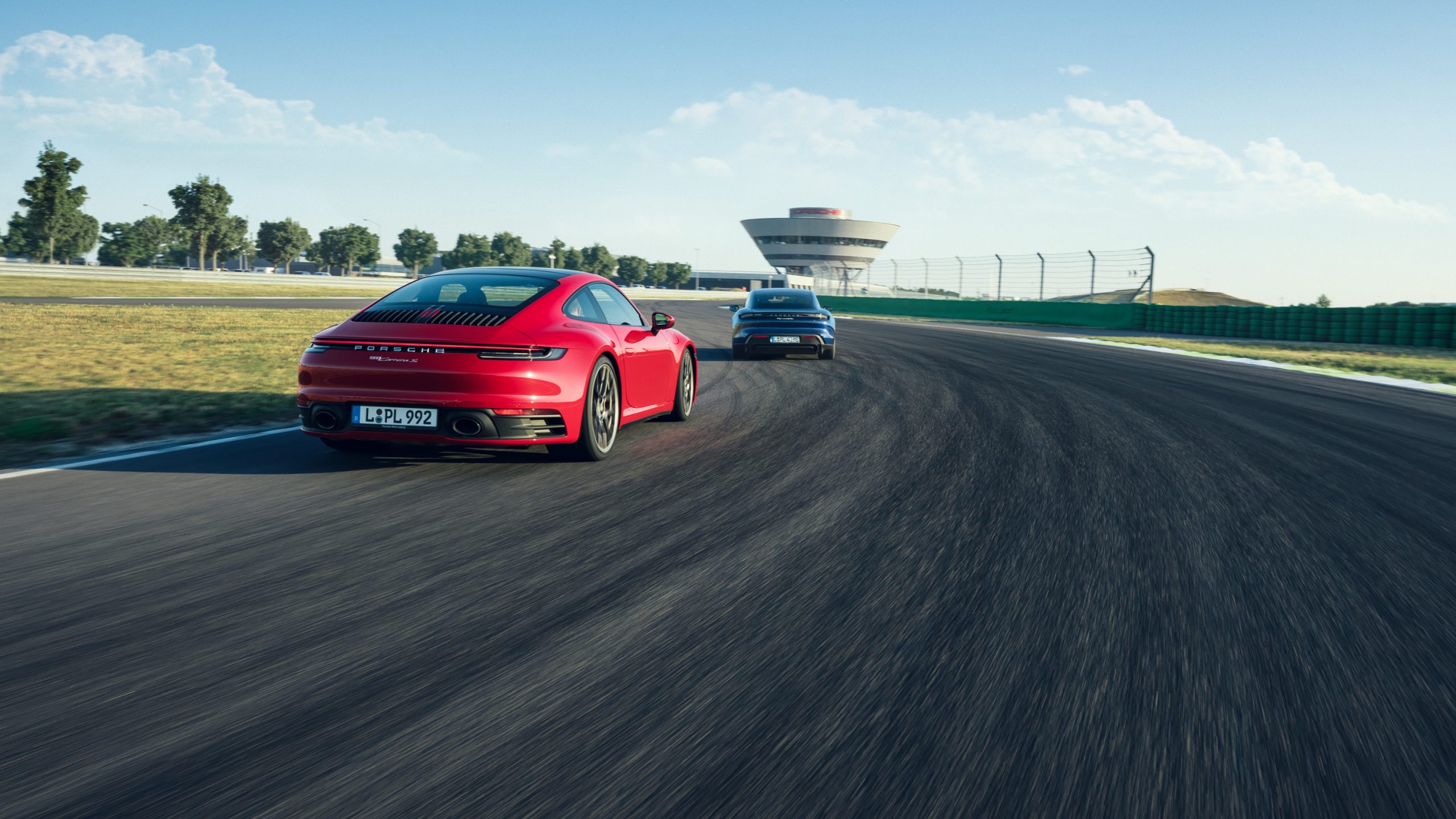 vividgrey_BABIC_Porsche-Leipzig_08