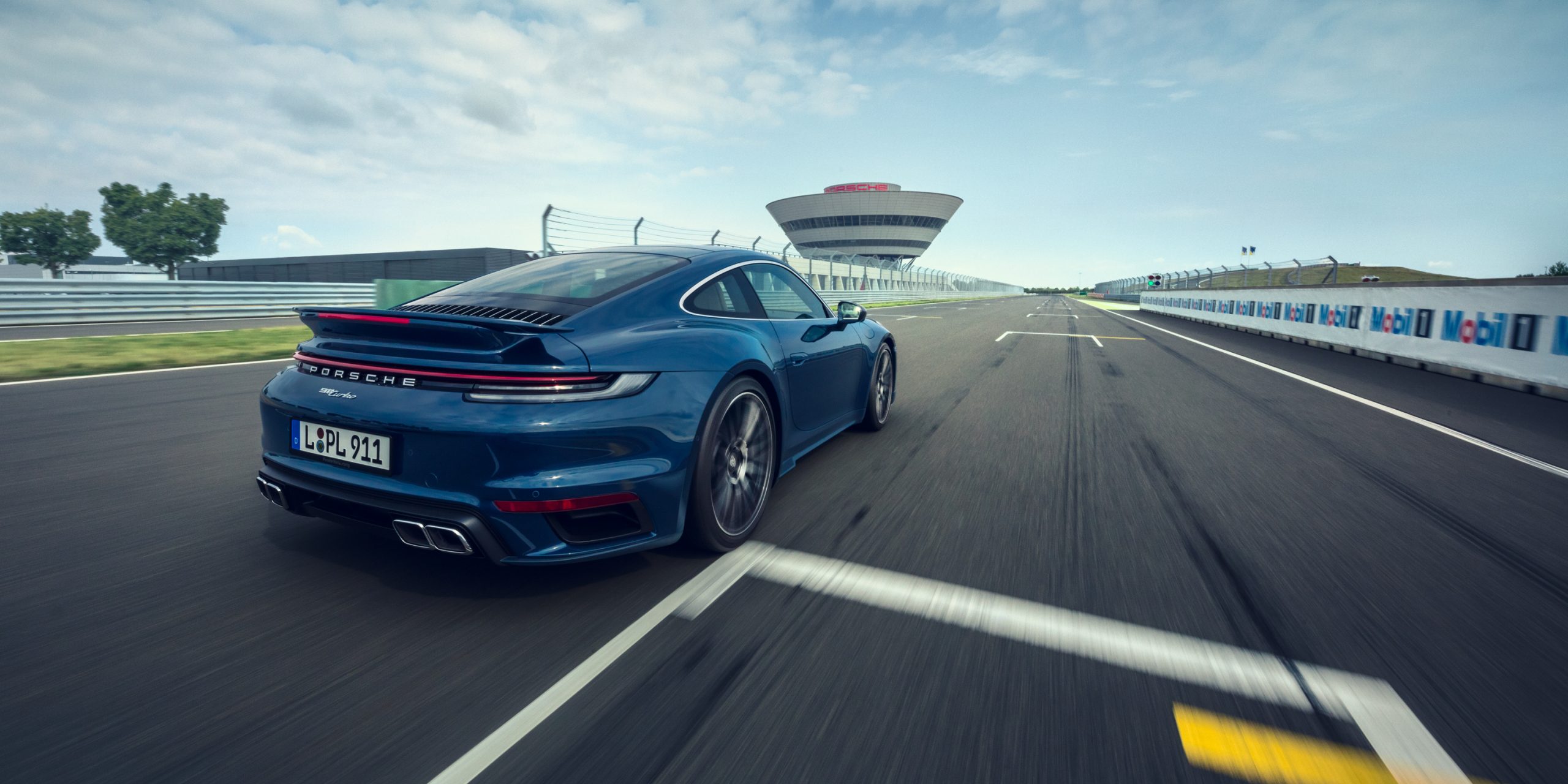 vividgrey_BABIC_Porsche-Leipzig_16