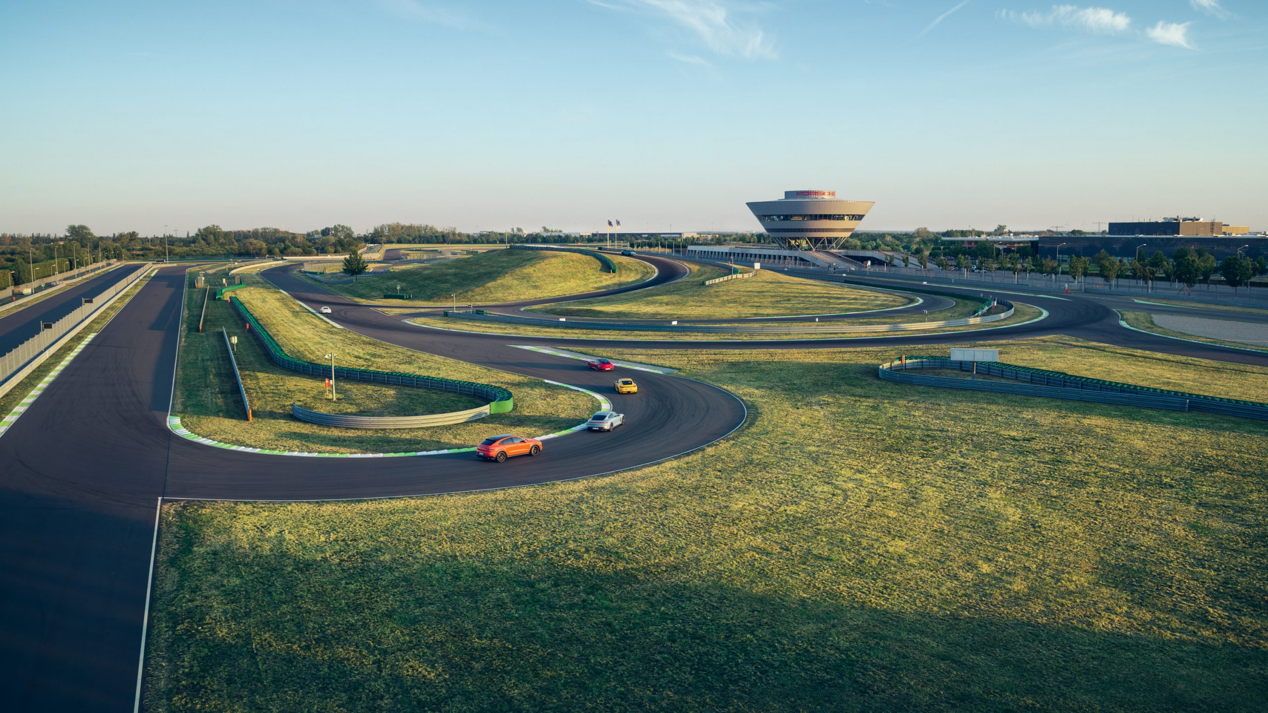 vividgrey_BABIC_Porsche-Leipzig_20