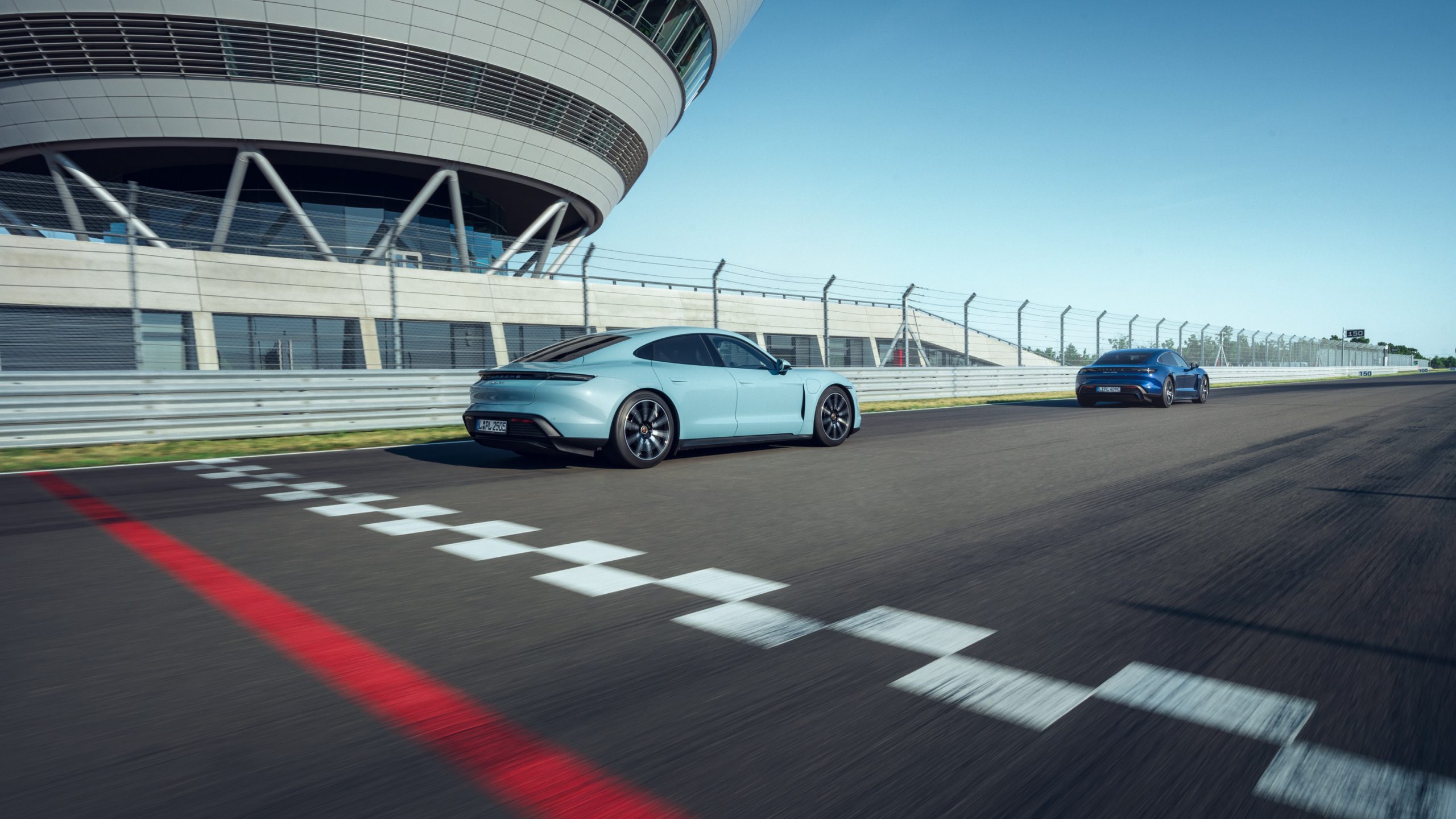 vividgrey_BABIC_Porsche-Leipzig_21