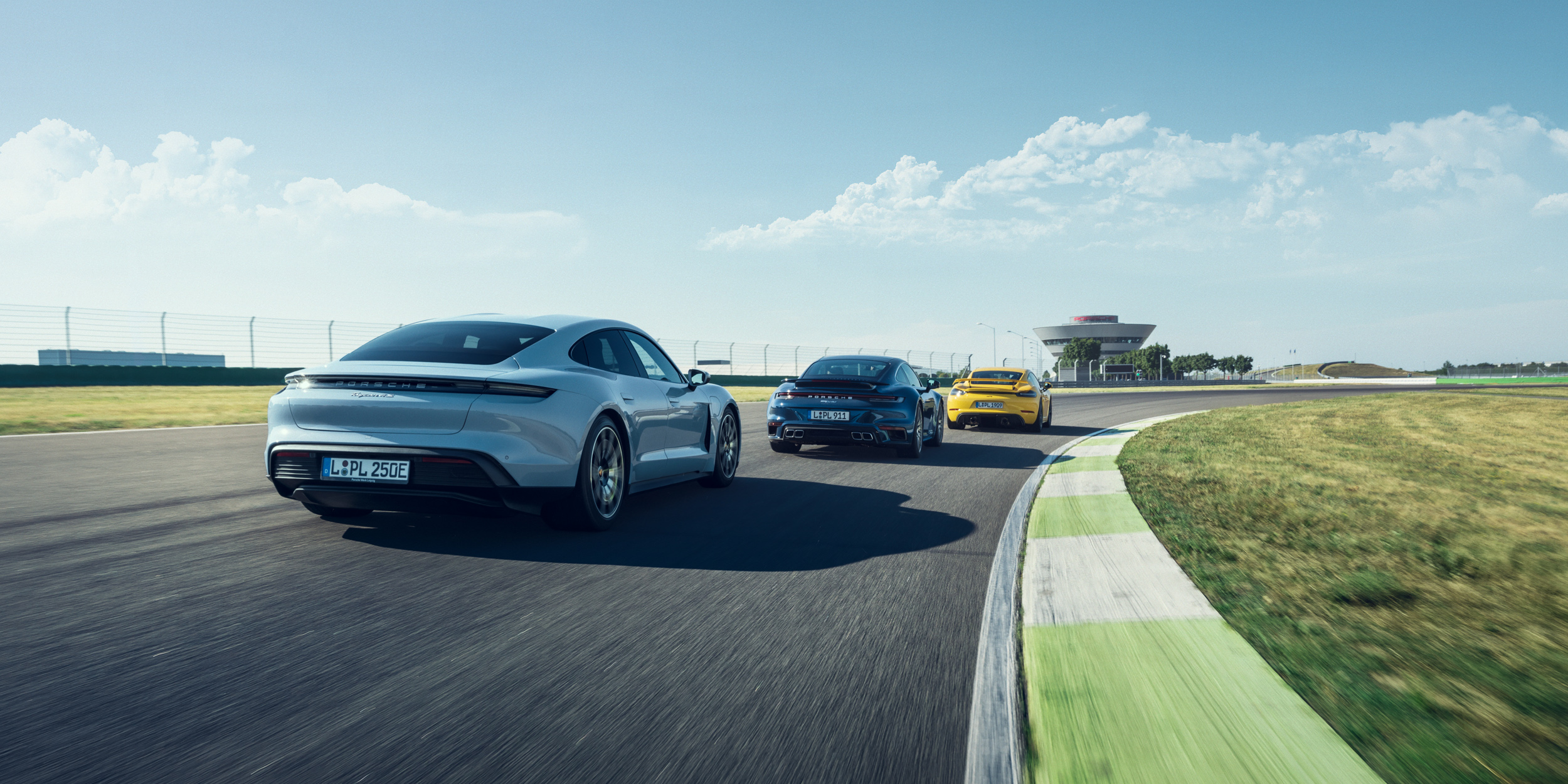 vividgrey_BABIC_Porsche-Leipzig_911T_02