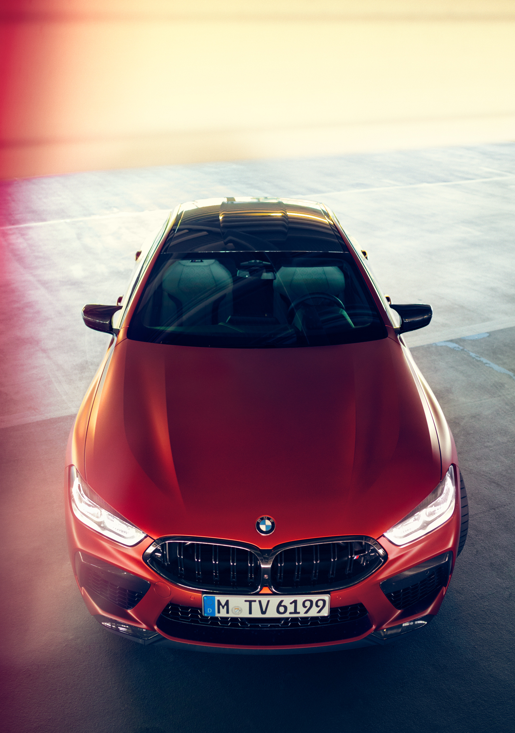 vividgrey_BREUN_BMW-M8_03