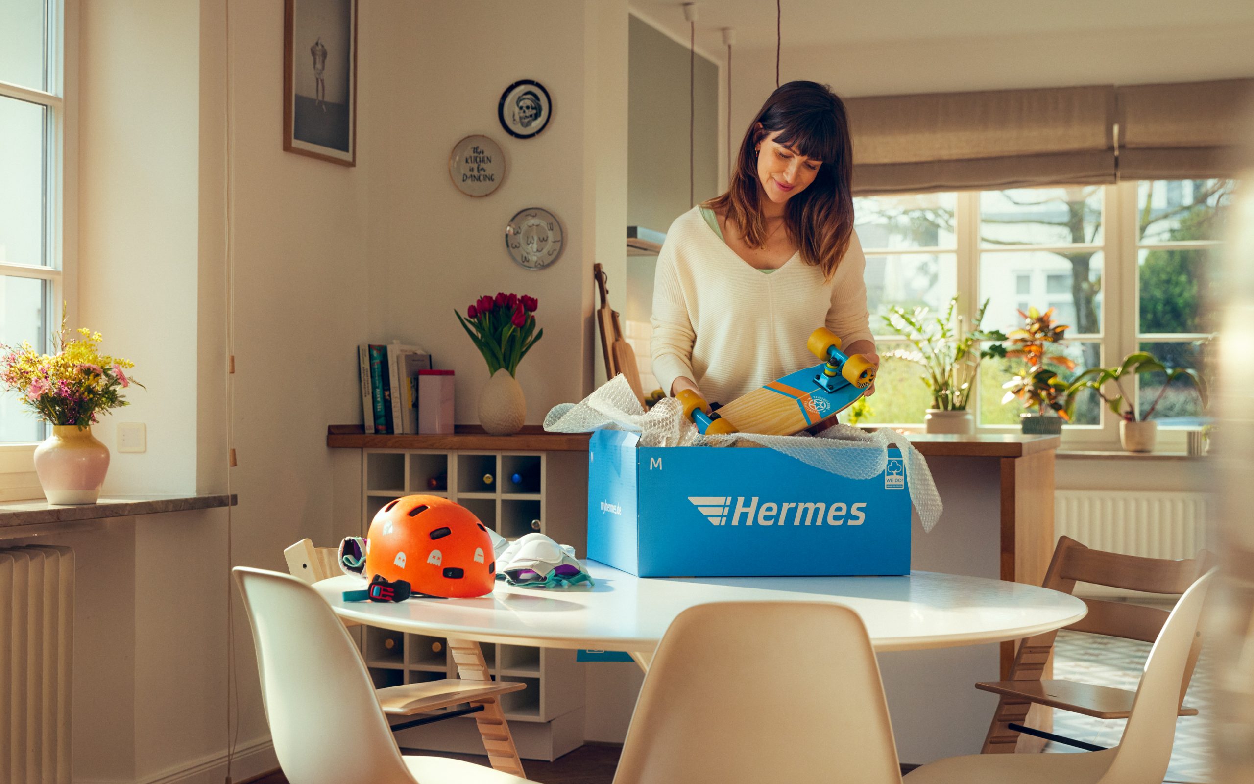 vividgrey_GRAUBAUM_Hermes_M12