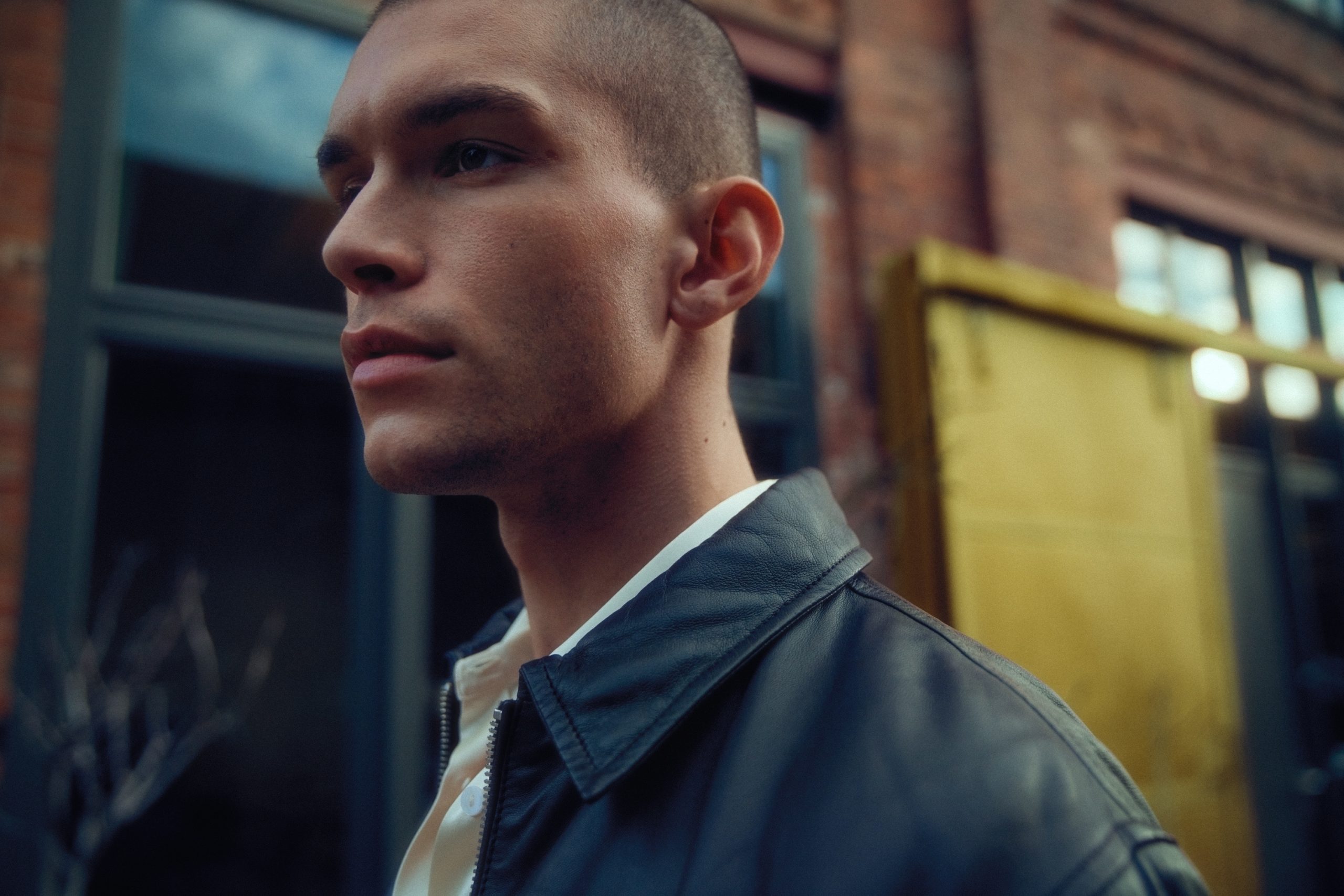 vividgrey_HANISCH_Akim_006