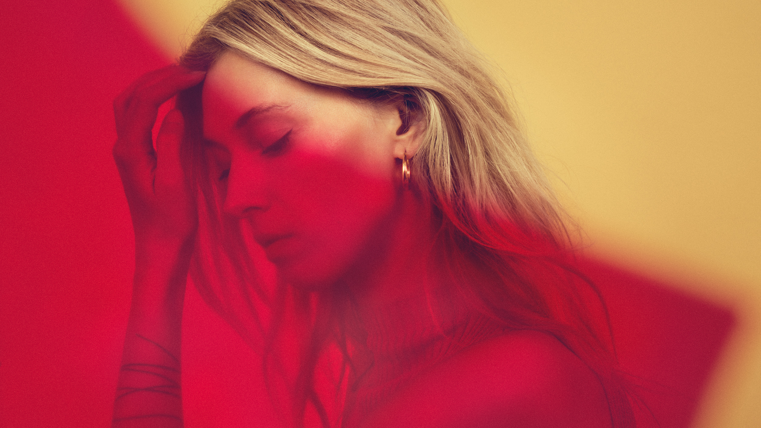 vividgrey_HANISCH_Carmelina_03006