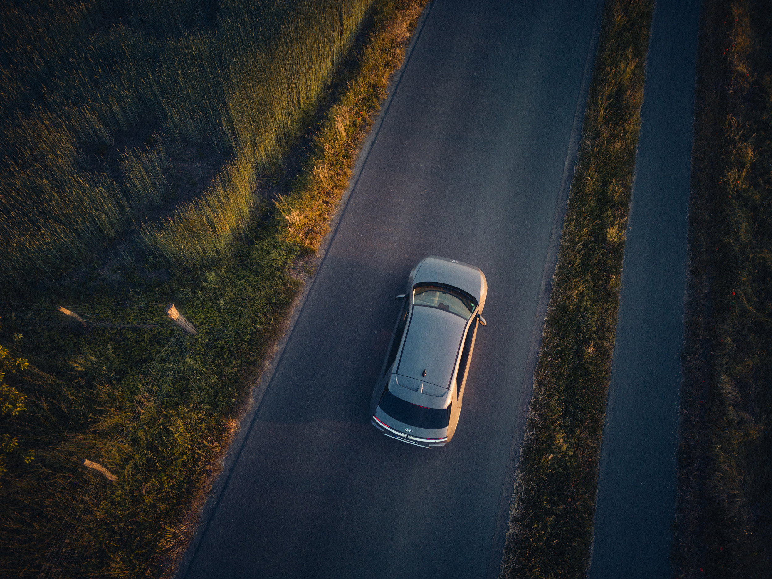 vividgrey_HANISCH_Hyundai_Ioniq_0505