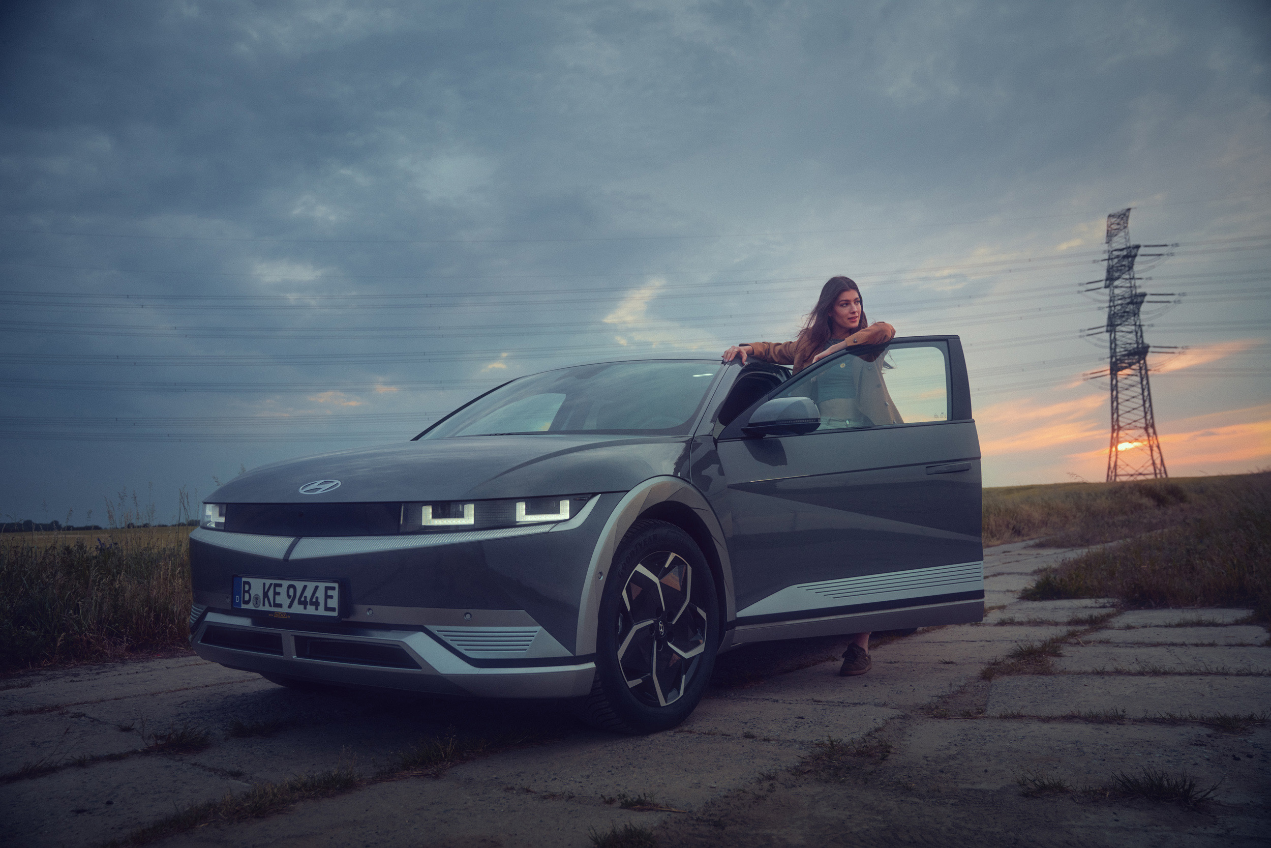 vividgrey_HANISCH_Hyundai_Ioniq_6890