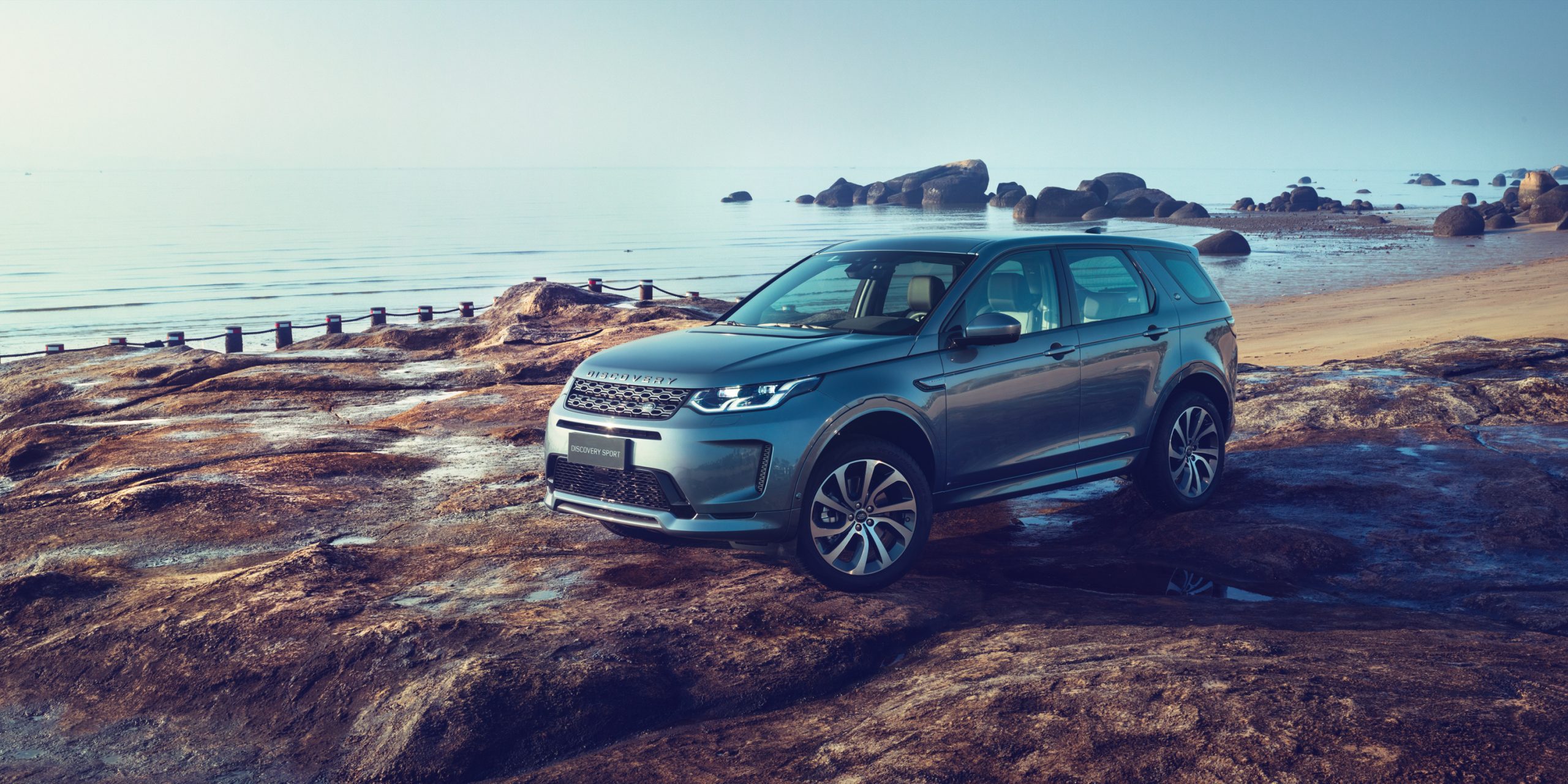 vividgrey_HANISCH_Landrover_06