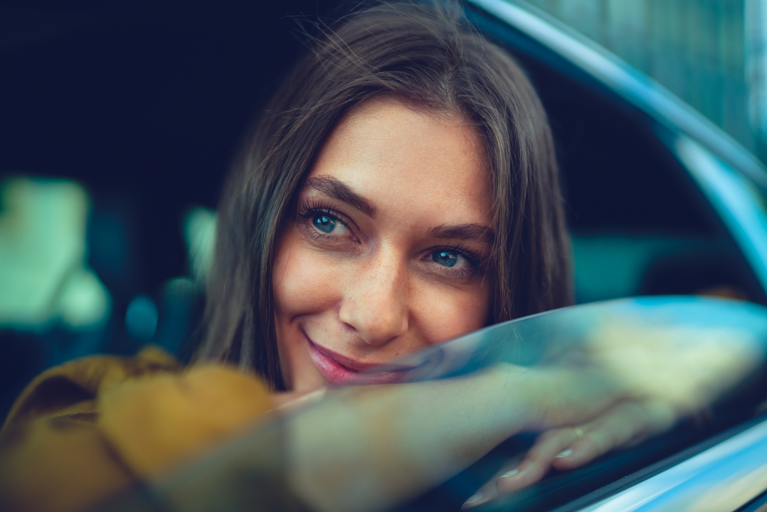 vividgrey_HANISCH_MB_E-C_MHA3513