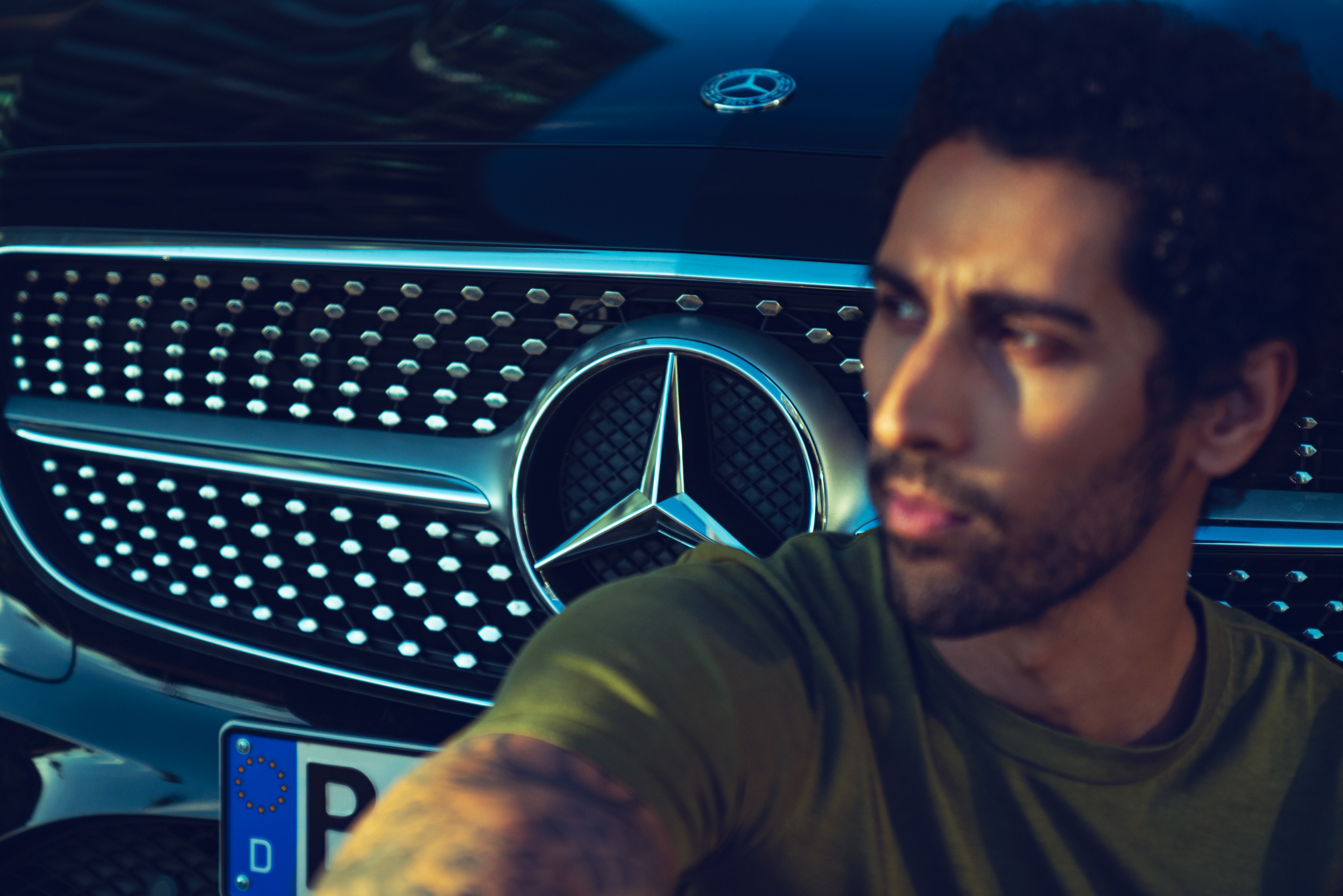 vividgrey_HANISCH_MB_E-C_MHA3710