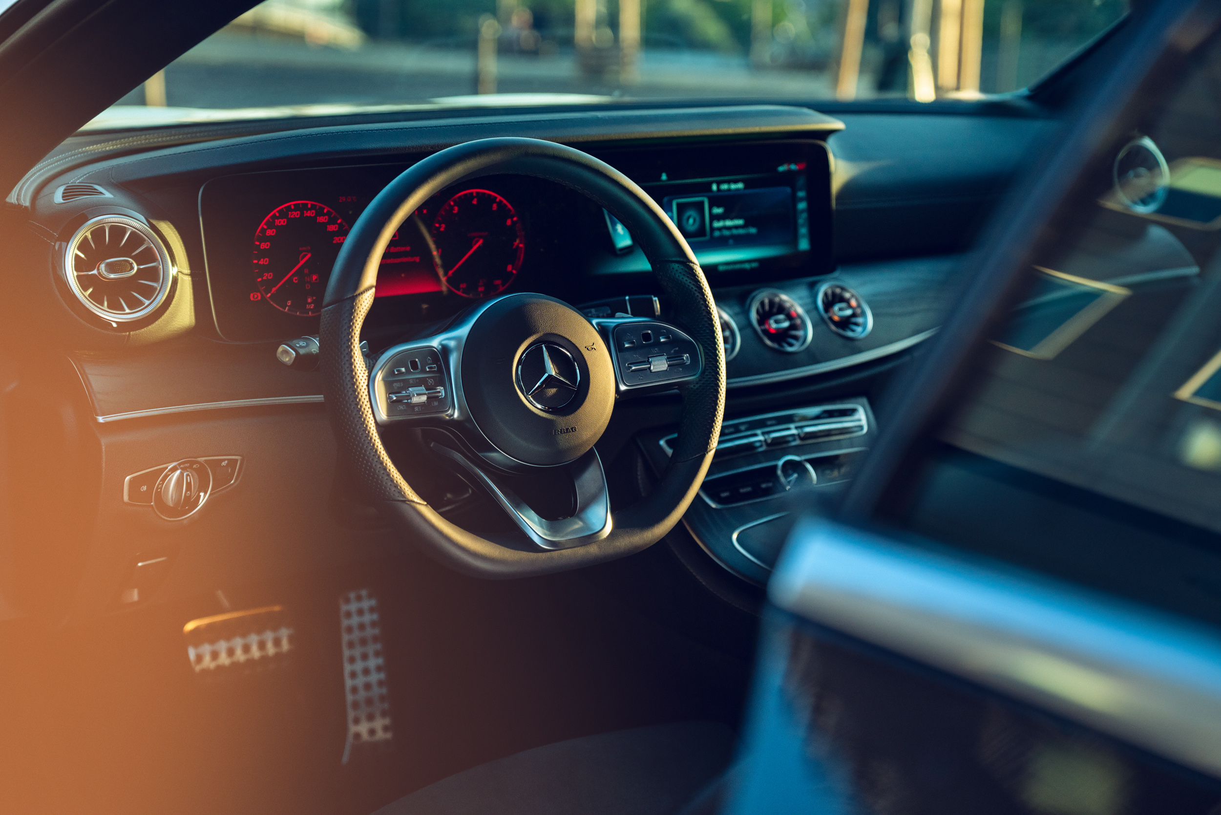 vividgrey_HANISCH_MB_E-C_MHA4117