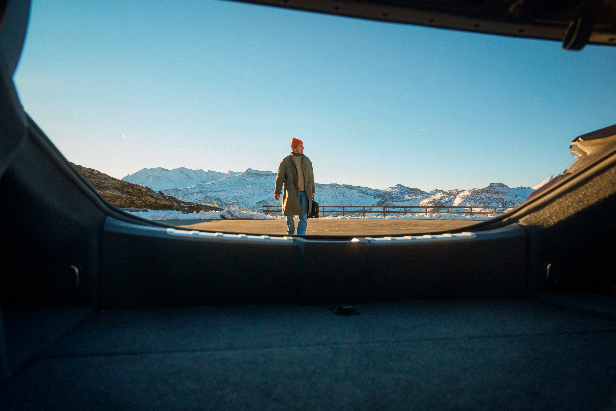 vividgrey_HANISCH_Porsche-Design_1200_03