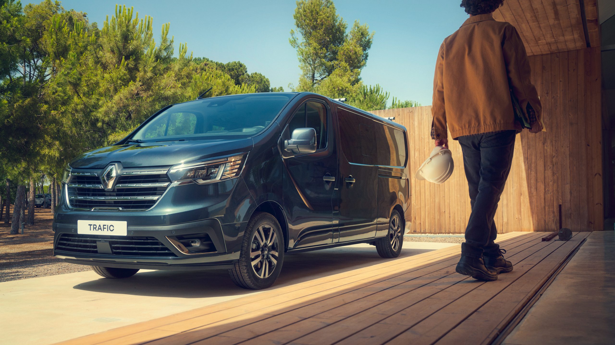 vividgrey_HANISCH_Renault_Trafic_Atelier_F023_0043_02