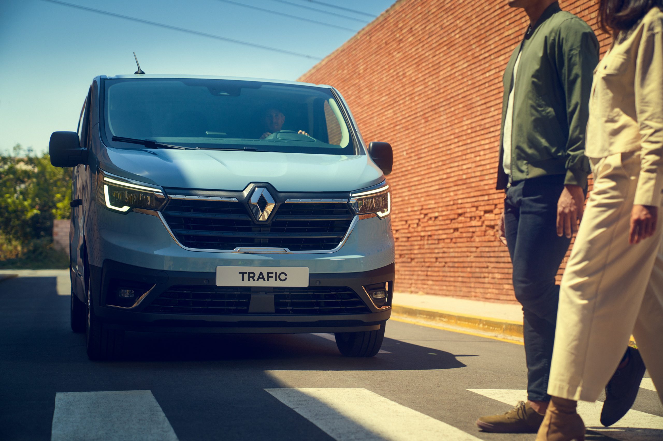 vividgrey_HANISCH_Renault_Trafic_L1H1_F013_04