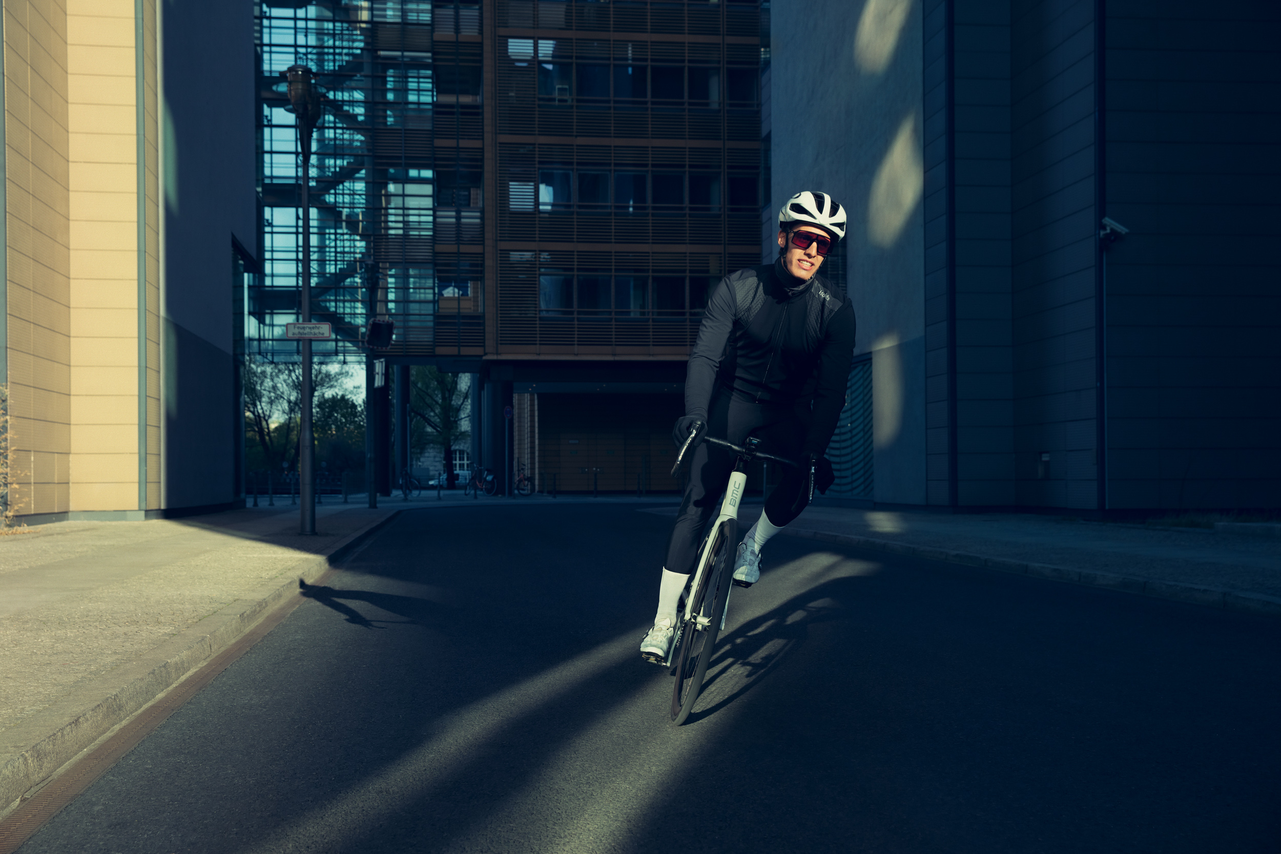 vividgrey_KLEBER_UrbanCycling_06