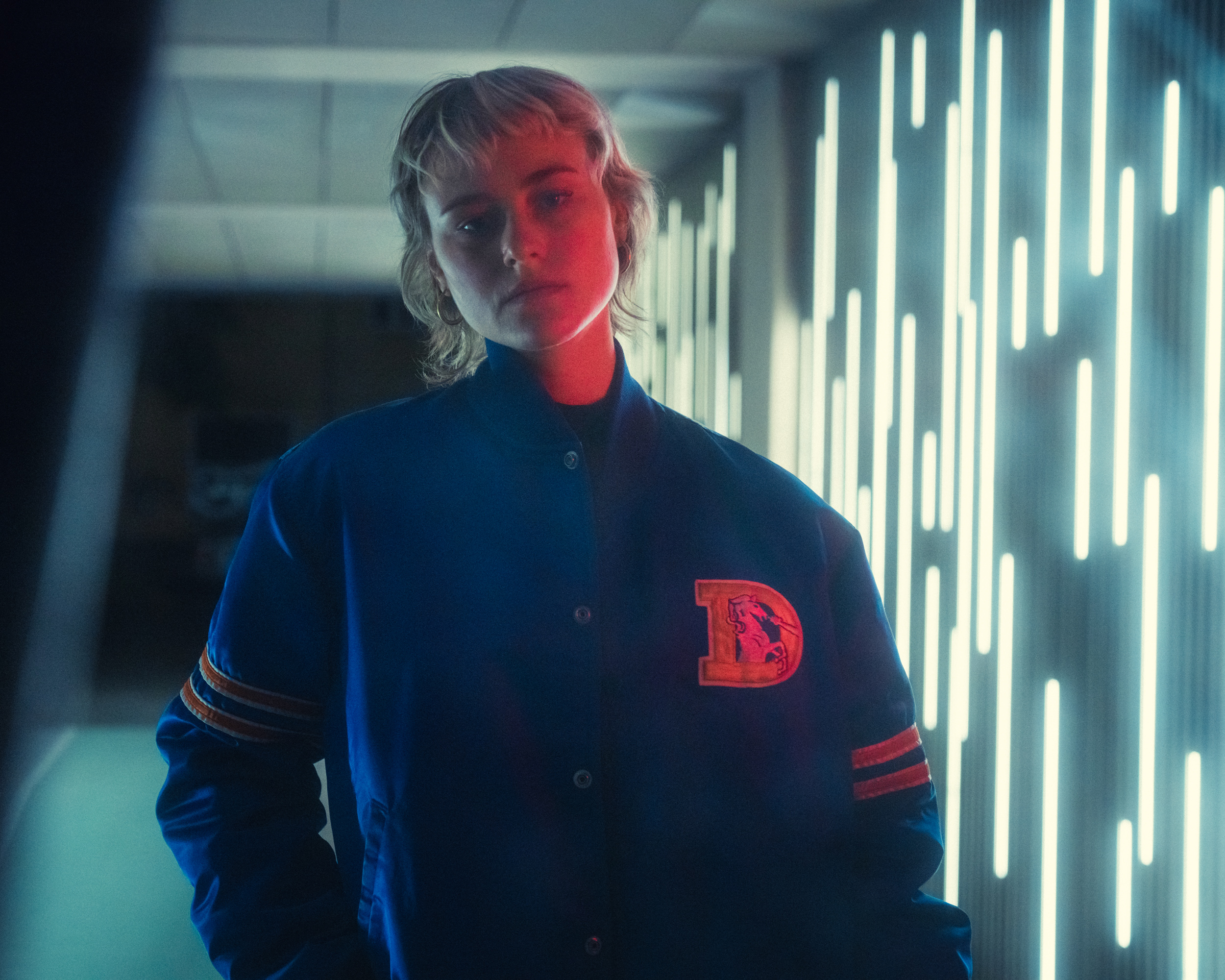 vividgrey_KUEHN_AlbaAtari_4912_01_crop