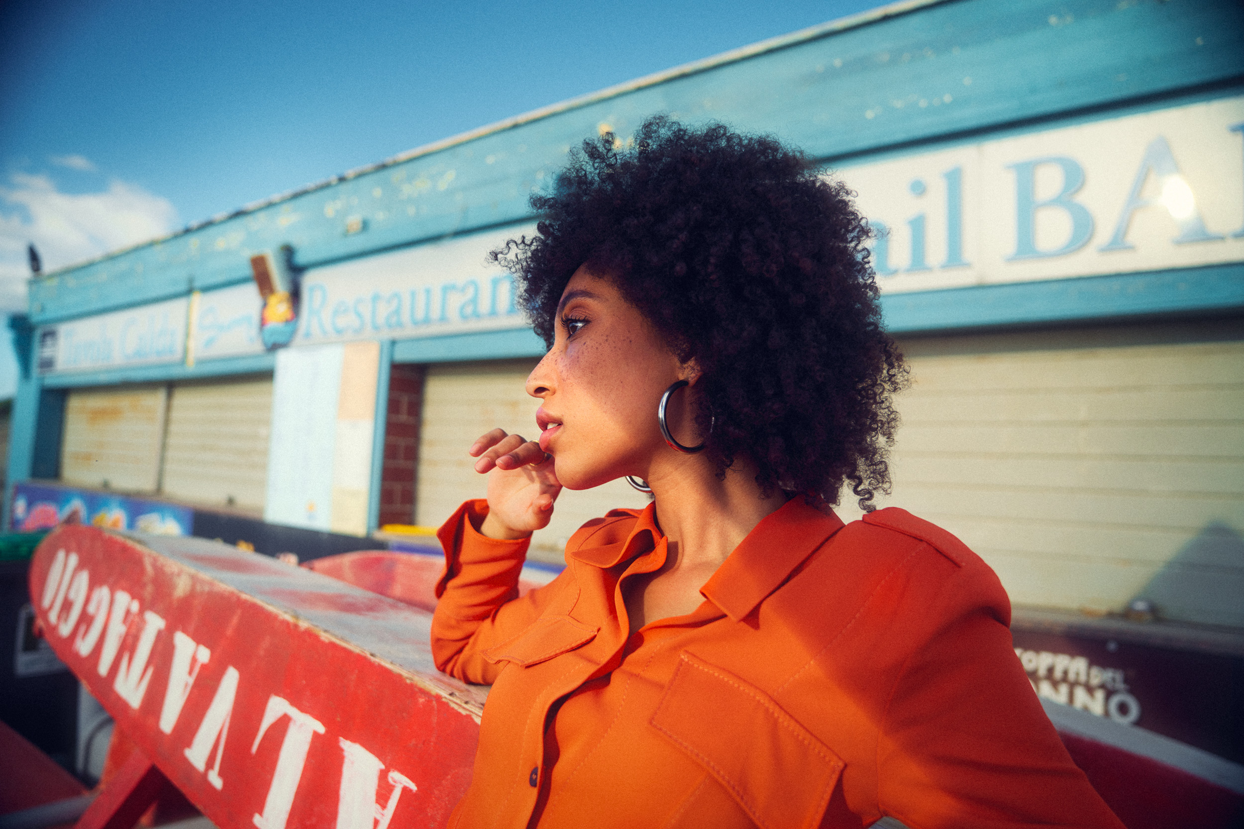 vividgrey_MICHAELHANISCH-23-069_Skoda_Kamiq_Beach_Lifestyle_0409