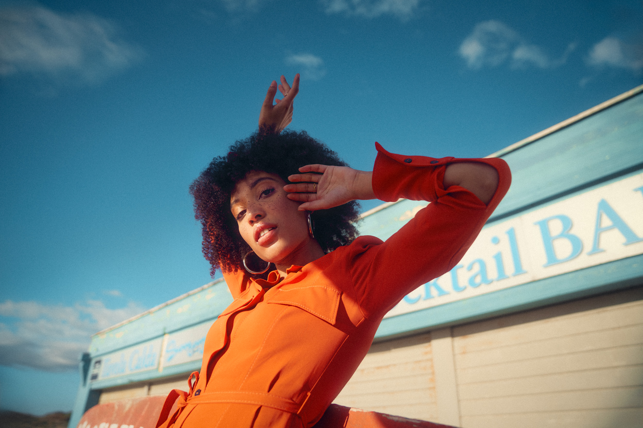 vividgrey_MICHAELHANISCH-23-069_Skoda_Kamiq_Beach_Lifestyle_0452