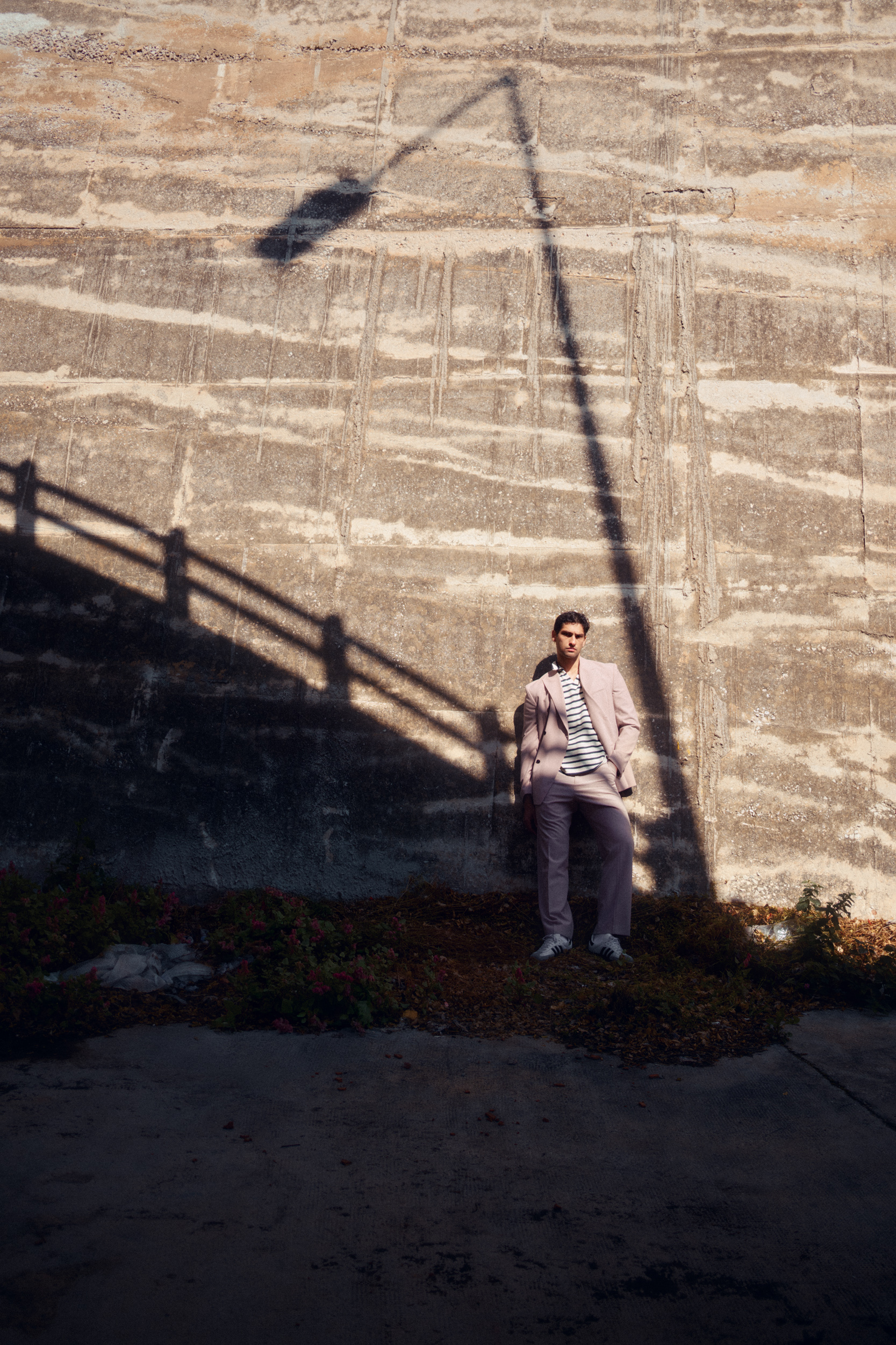 vividgrey_KUEHN_Athens_01