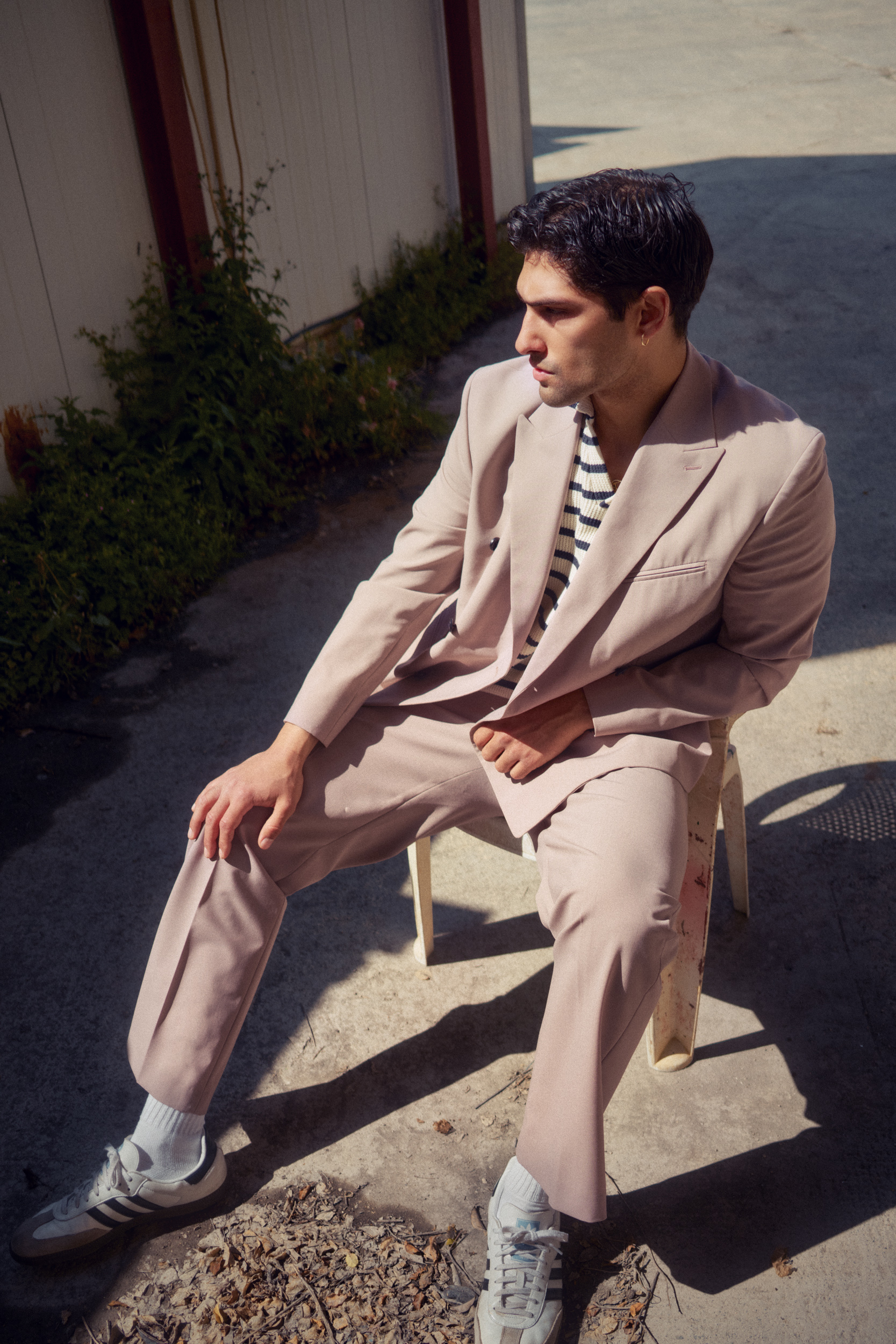 vividgrey_KUEHN_Athens_02