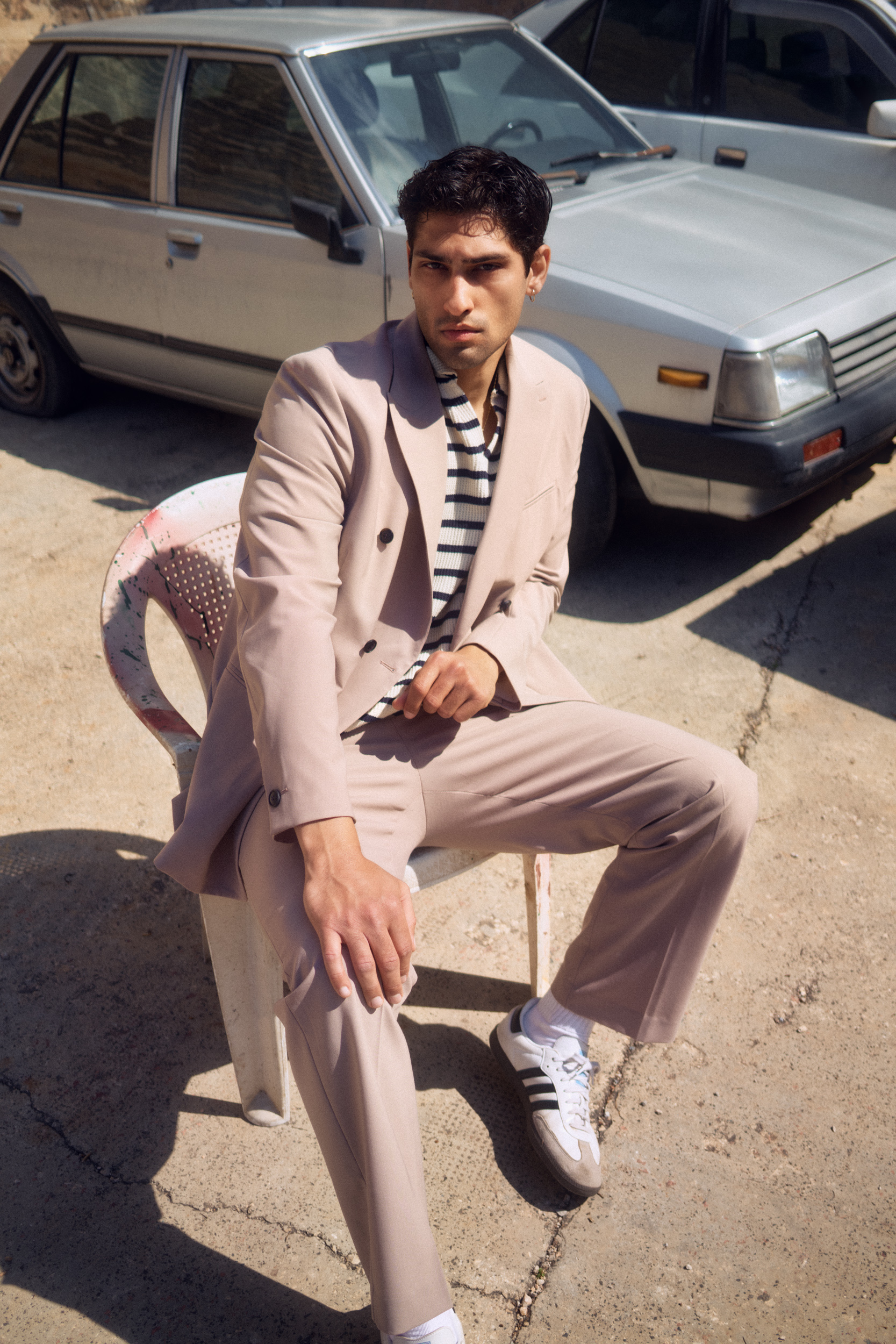 vividgrey_KUEHN_Athens_05