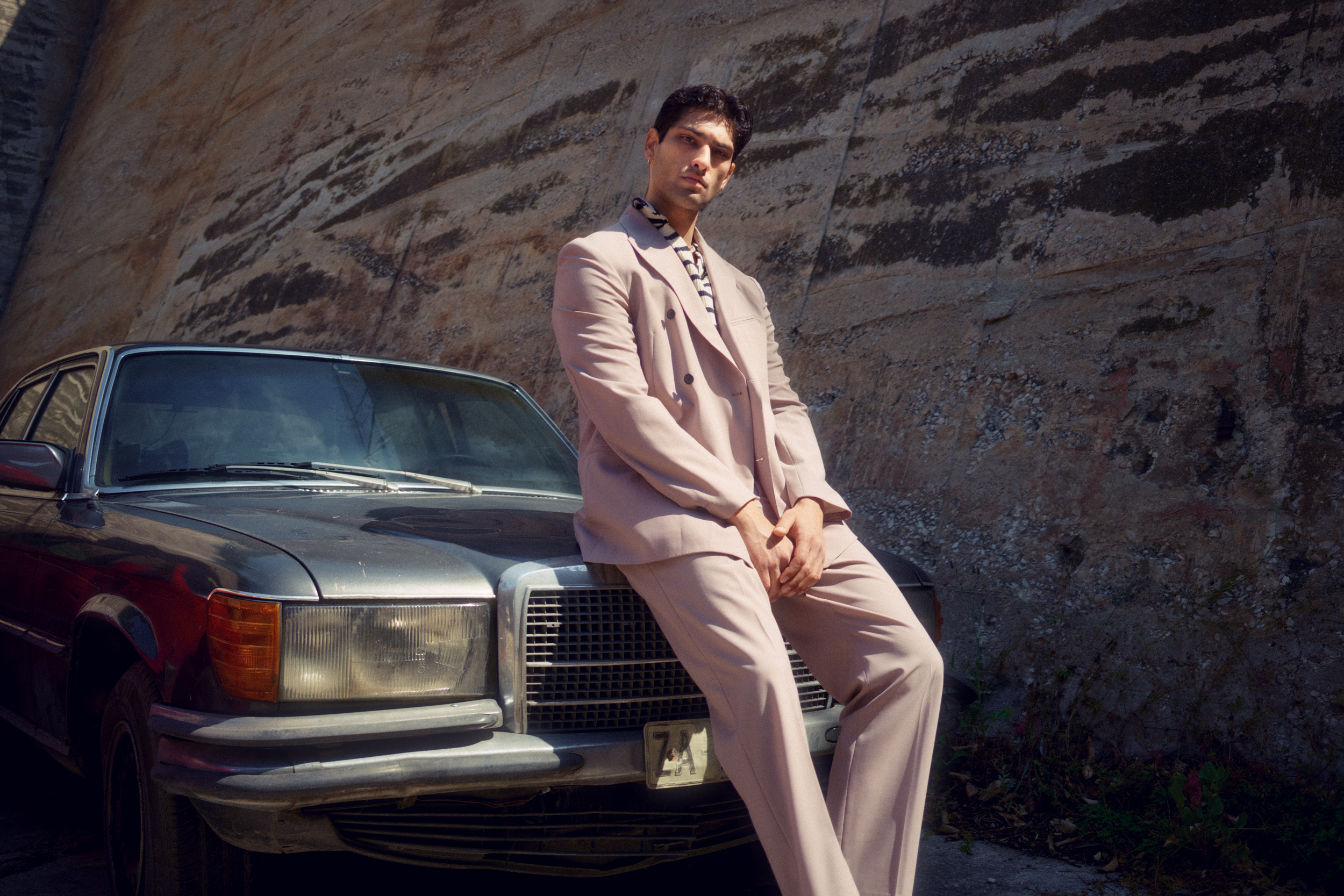 vividgrey_KUEHN_Athens_09